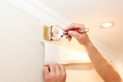 Pose de papier peint à Oermingen — revêtements muraux et toiles de verre